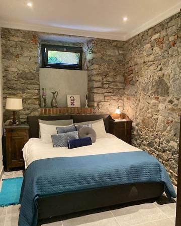 Villa Bacchetta - Stone Cottage Oleggio Castello Buitenkant foto